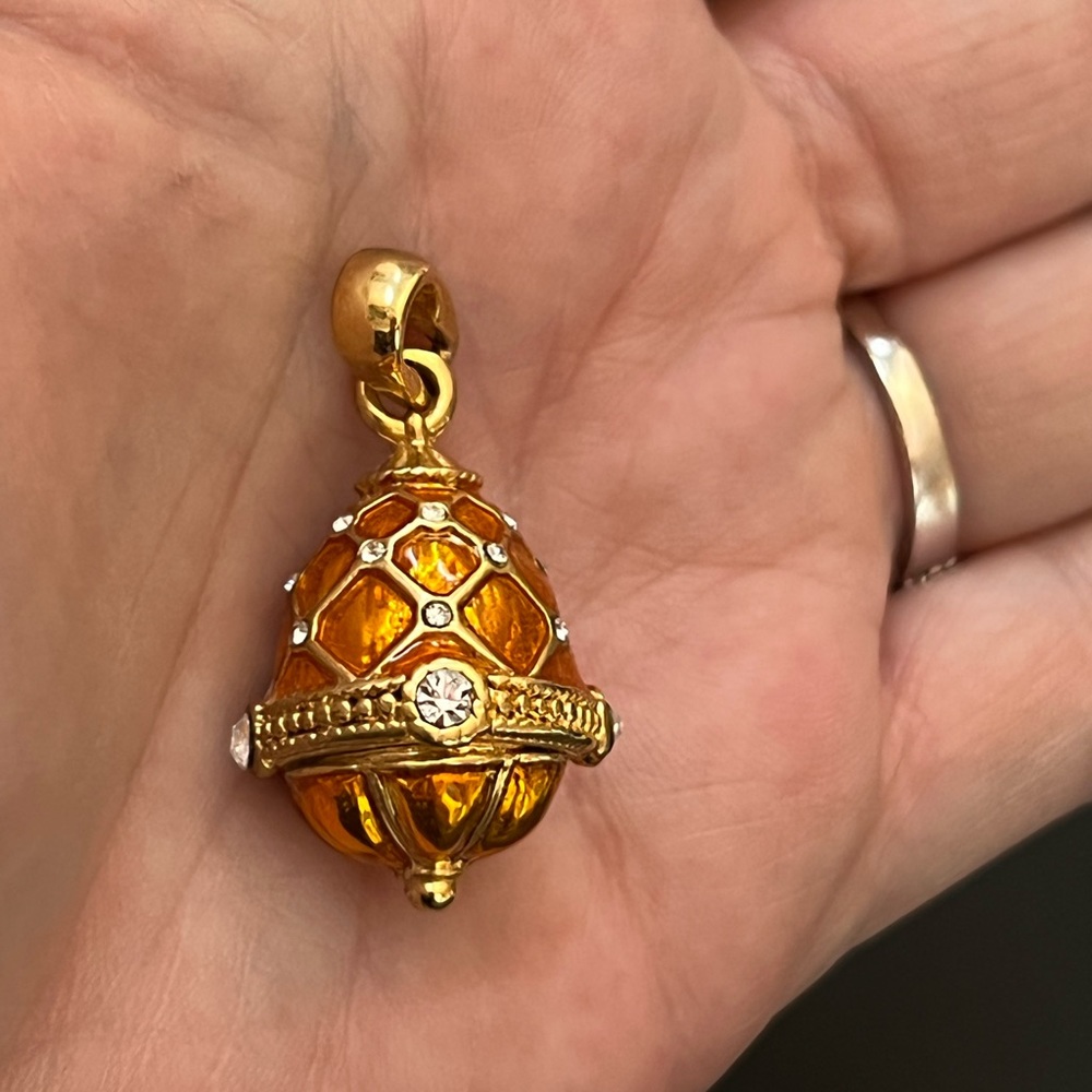 Joan Rivers Vintage Faberge Enamel Acorn Egg Pendant